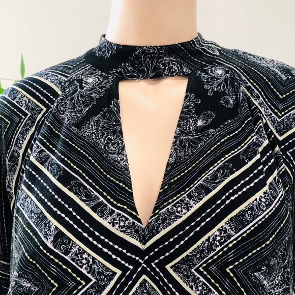 Free People Women’s Walking On A Dream Geometric Print Tunic Top Black Size XS - Picture 10 of 13